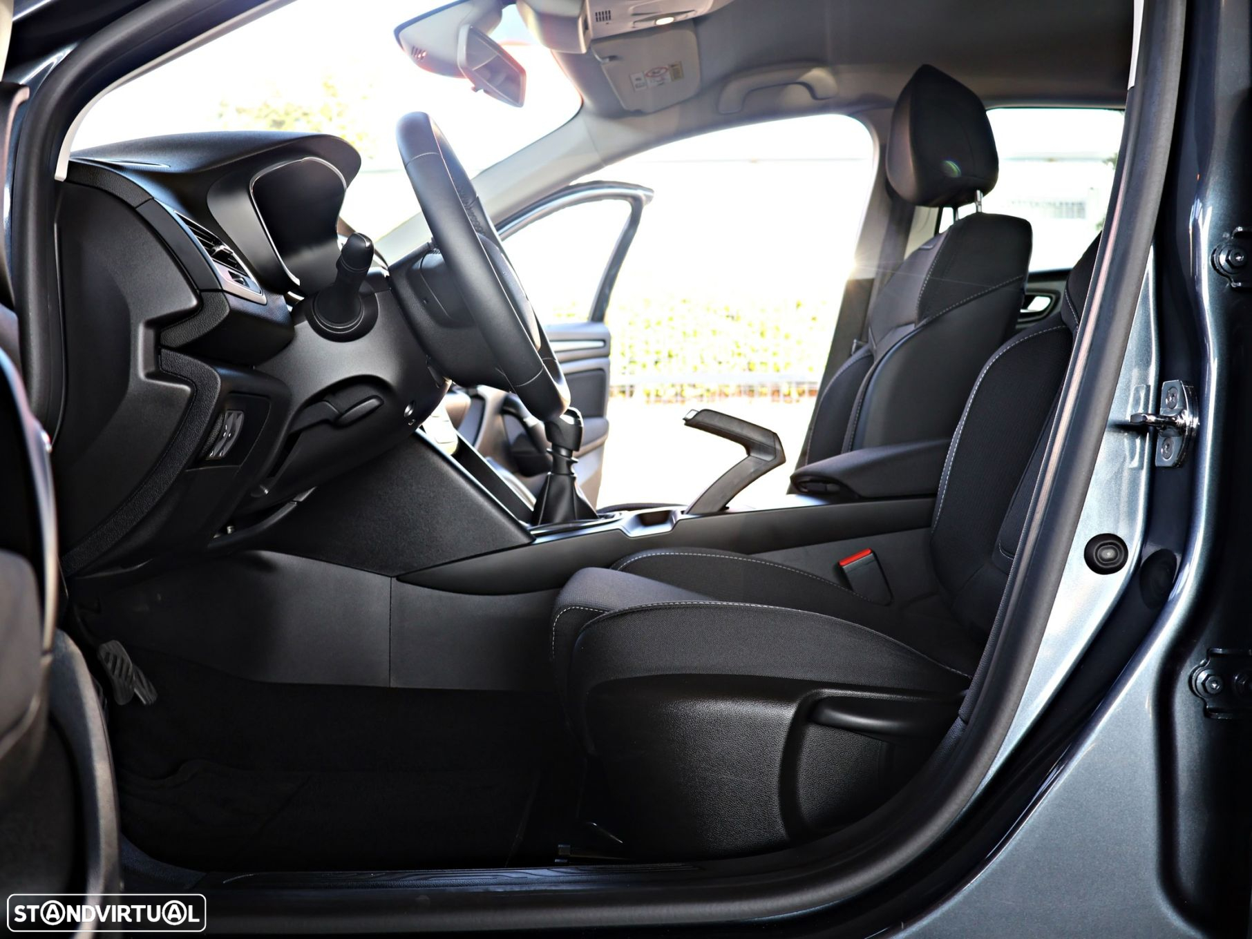Renault Mégane Sport Tourer 1.5 Blue dCi Equilibre - 28