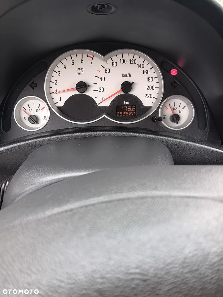 Opel Corsa - 9