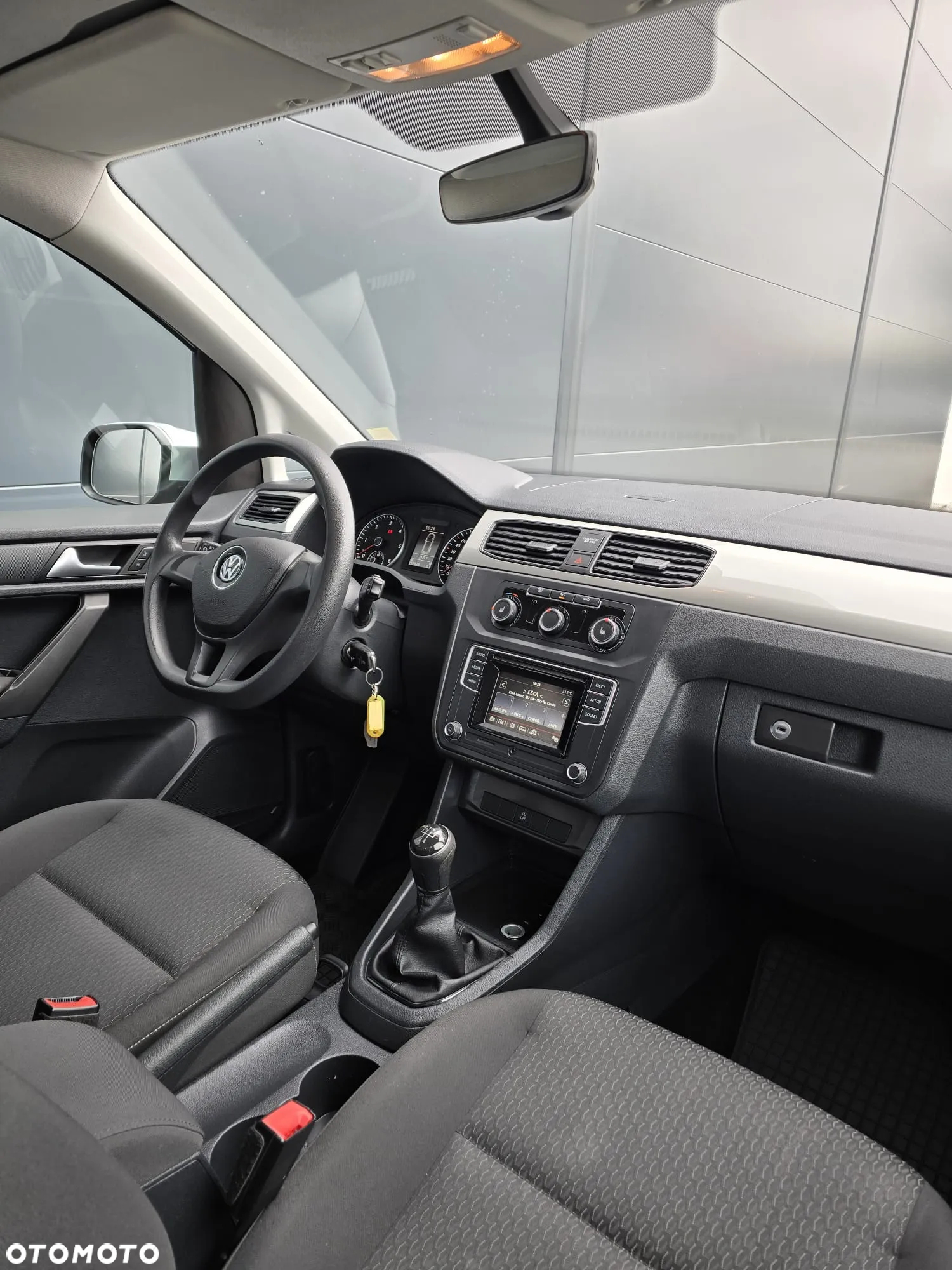 Volkswagen Caddy 2.0 TDI Comfortline - 6