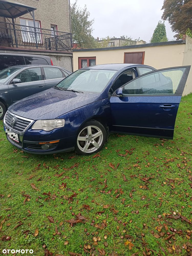Volkswagen Passat 2.0 TDI Trendline - 4