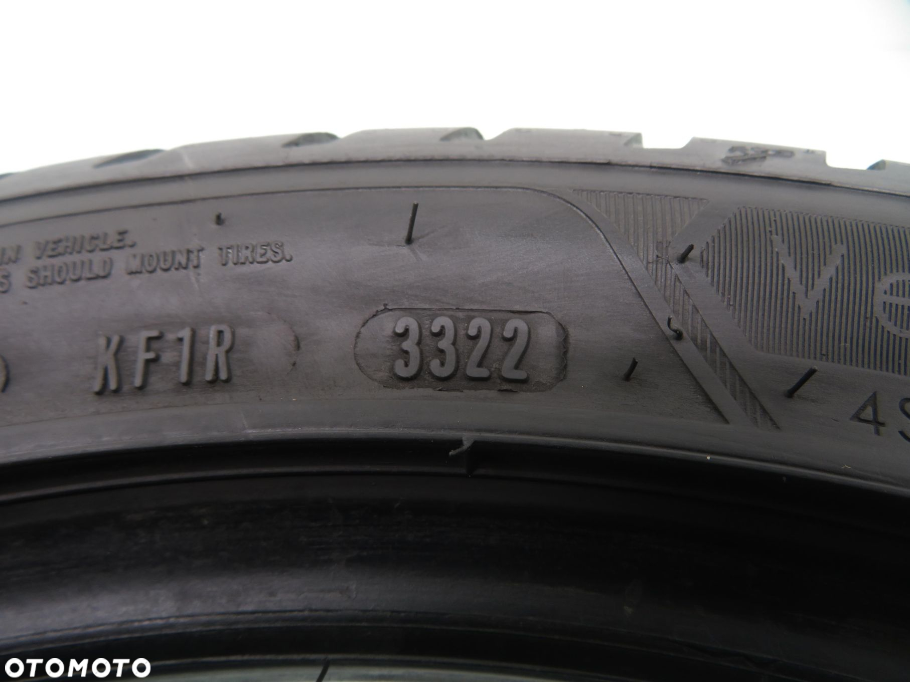 1x 225/40R19 OPONA CAŁOROCZNA Goodyear Vector 4Seasons G3 93W XL - 2