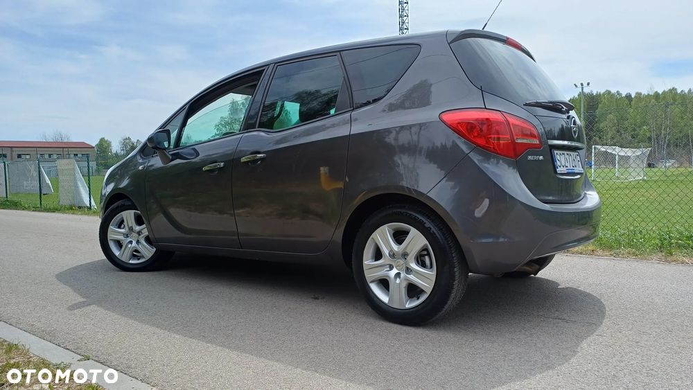Opel Meriva - 14