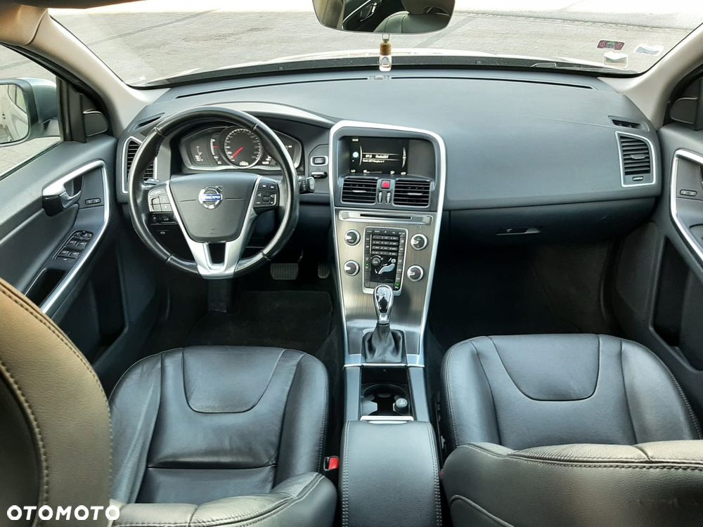 Volvo XC 60 D4 Geartronic Ocean Race - 24