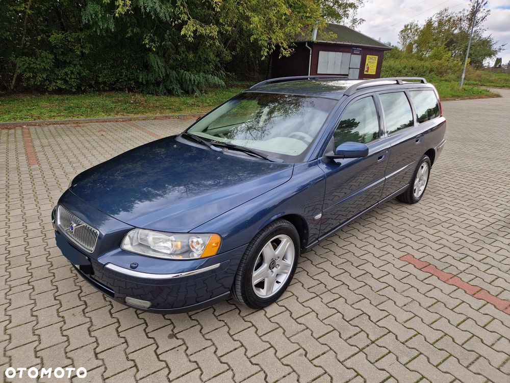 Volvo V70 2.4D Summum - 3