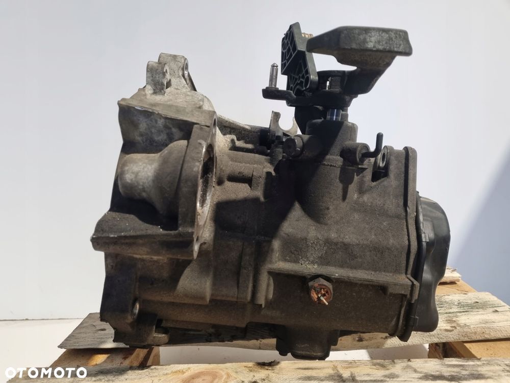 SKRZYNIA BIEGÓW Audi A3 II 8P 1.6 8V LVN manualna MANUAL - 7