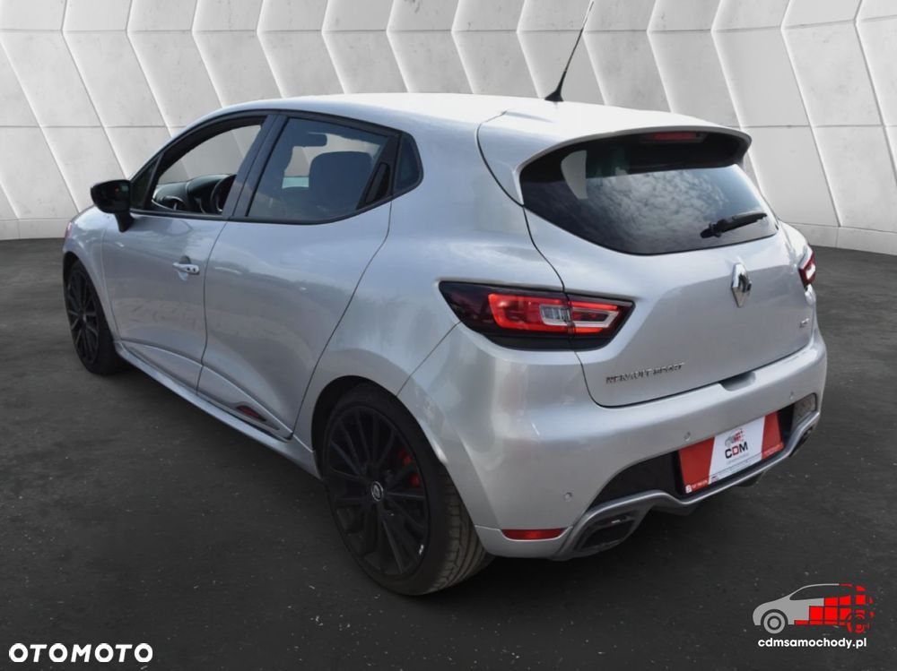 Renault Clio - 8