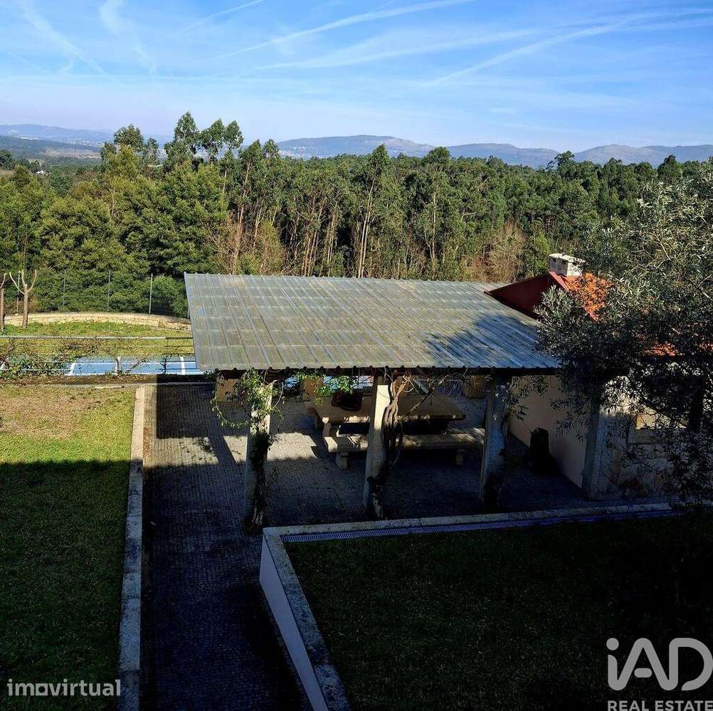 Casa / Villa T5 em Reboreda e Nogueira de 419 m2 - Grande imagem: 2/26