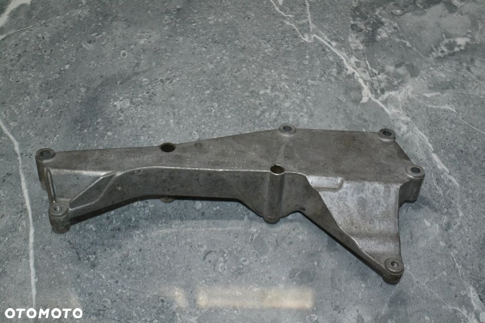 AUDI A4 B8 A5 SEAT EXEO 2,0 TDI ŁAPA MOCOWANIE WSPORNIK CHŁODNICY SPALIN EGR 03L131159 - 2