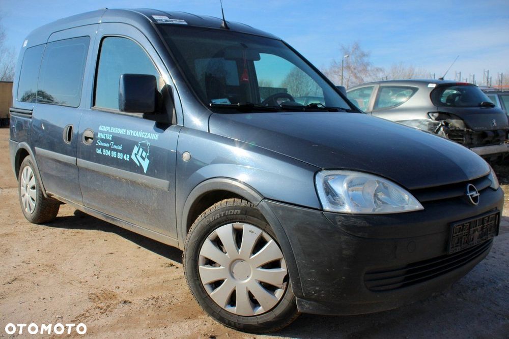 Opel Combo C 2010 1.4i Z14XEP (MASKA, ZDERZAK, LAMPA, BŁOTNIK, DRZWI, SZYBA, FOTEL) - 2