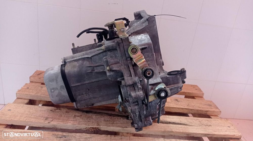 CAIXA DE VELOCIDADES PEUGEOT 206 - 1