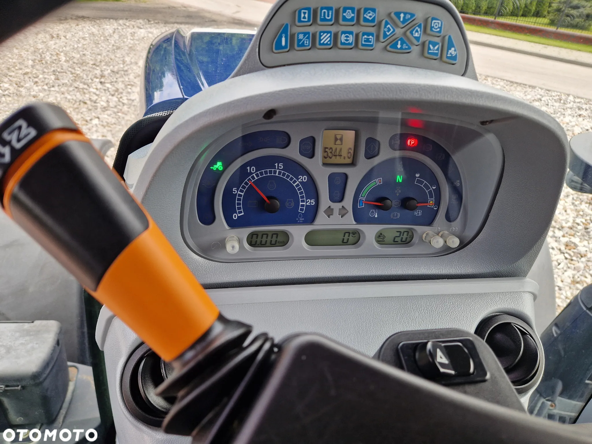 New Holland T7.225 AUTOCOMMAND BLUE POWER - 11