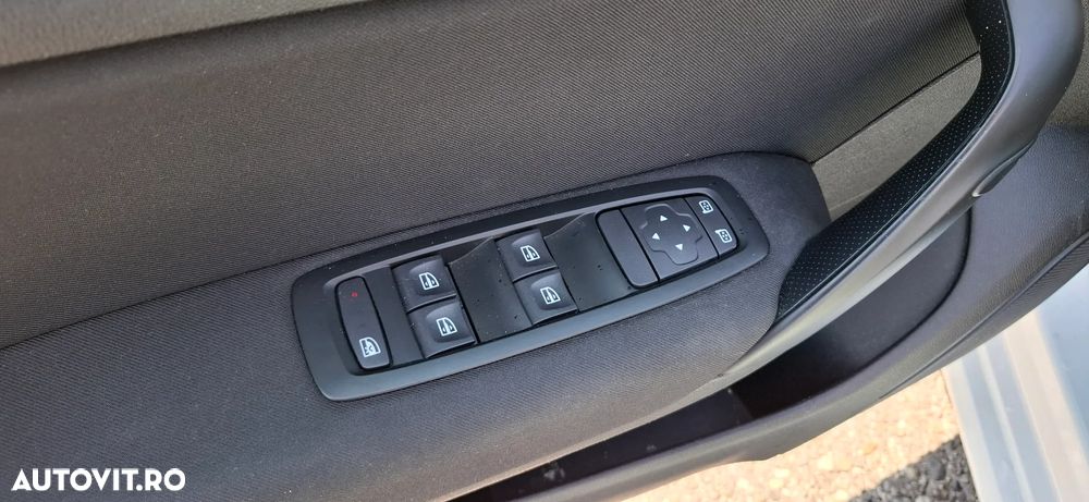 Renault Megane BLUE dCi 115 EDC Techno - 18
