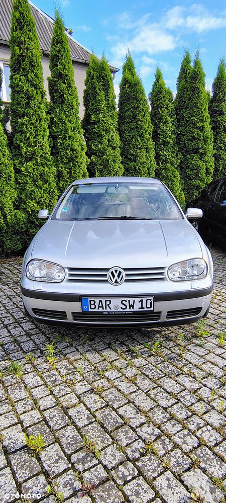 Volkswagen Golf - 2