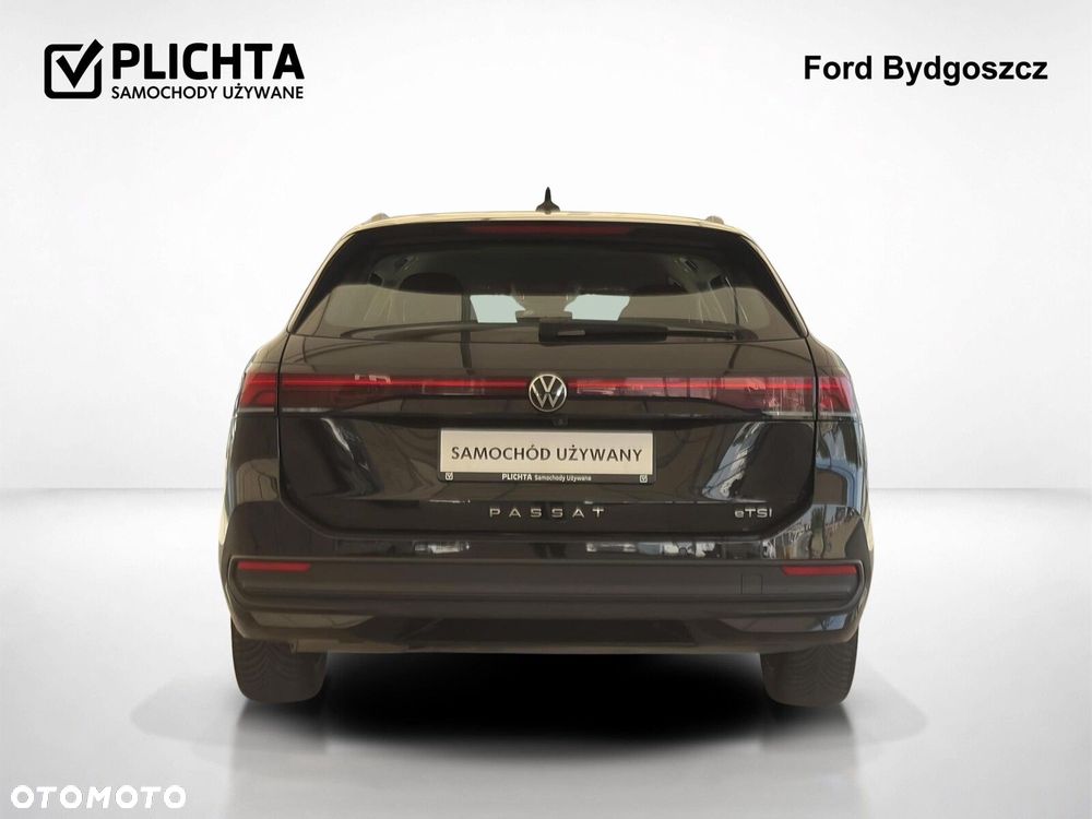 Volkswagen Passat - 5