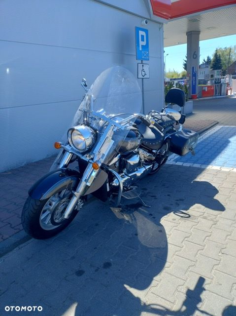 Suzuki Intruder - 7