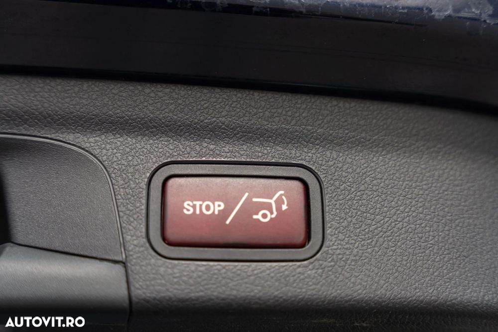 Mercedes-Benz GLE 300 d 4MATIC 9G-TRONIC AMG Line - 12