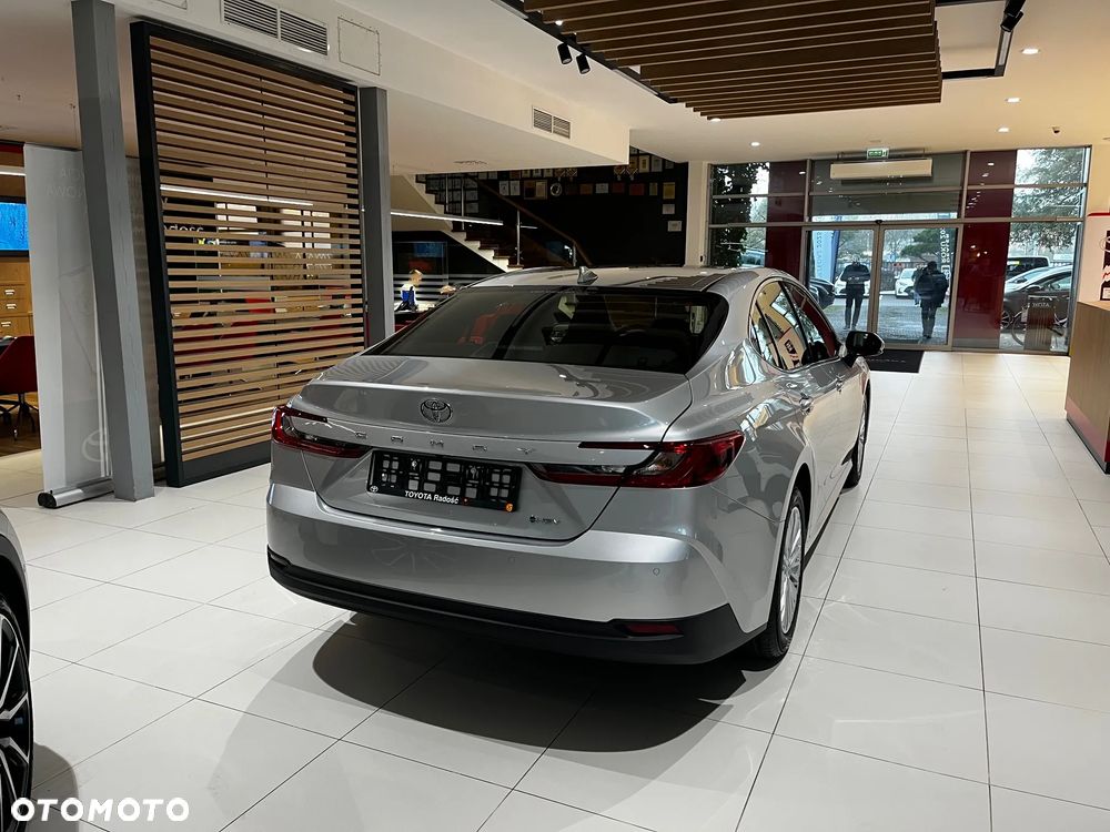 Toyota Camry 2.5 Hybrid Dynamic Force Comfort e-CVT - 3