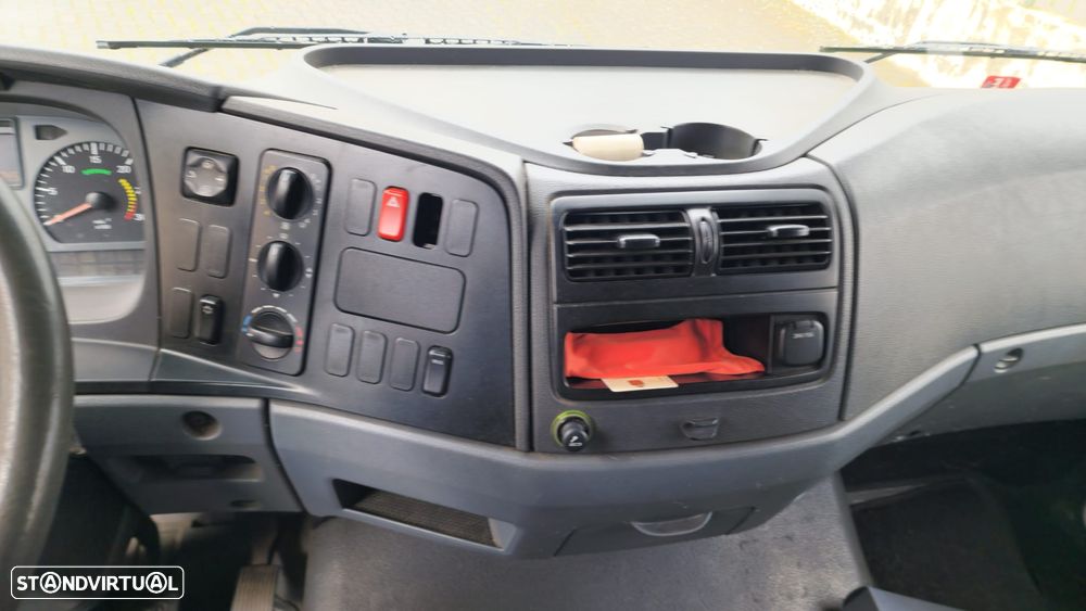 Mercedes Benz ATEGO 816L - 12