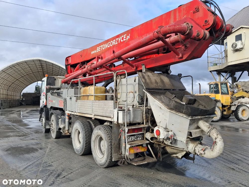 Iveco Eurotrakker - 3