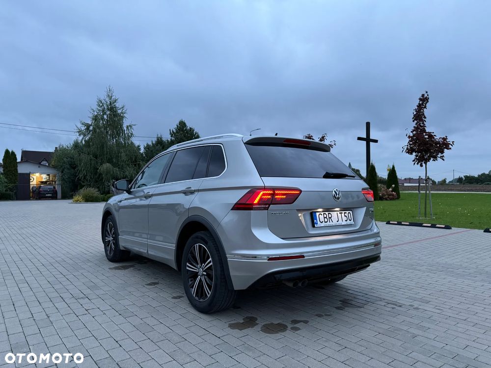 Volkswagen Tiguan 2.0 TDI SCR 4MotION DSG R-Line - 18