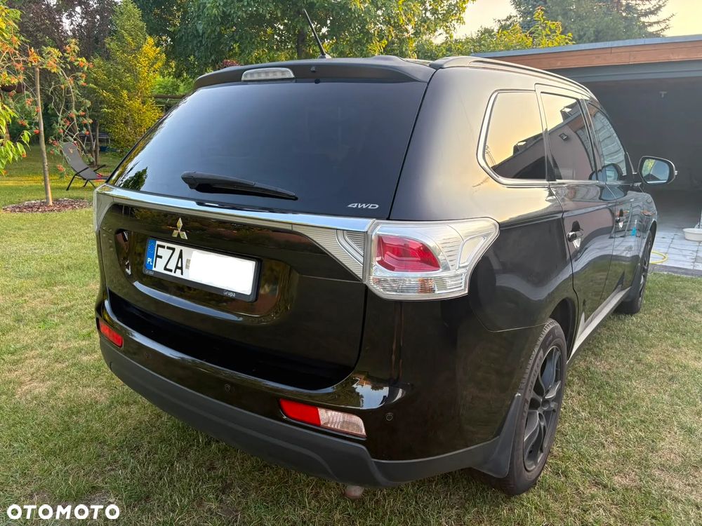 Mitsubishi Outlander 2.0 4WD CVT Plus - 5