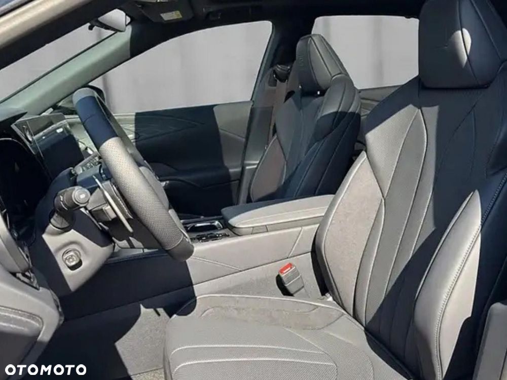 Lexus RX - 6