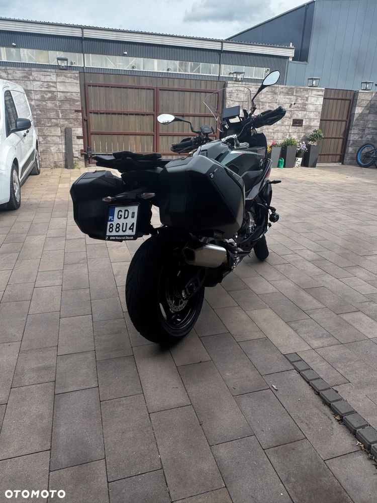 BMW XR - 7