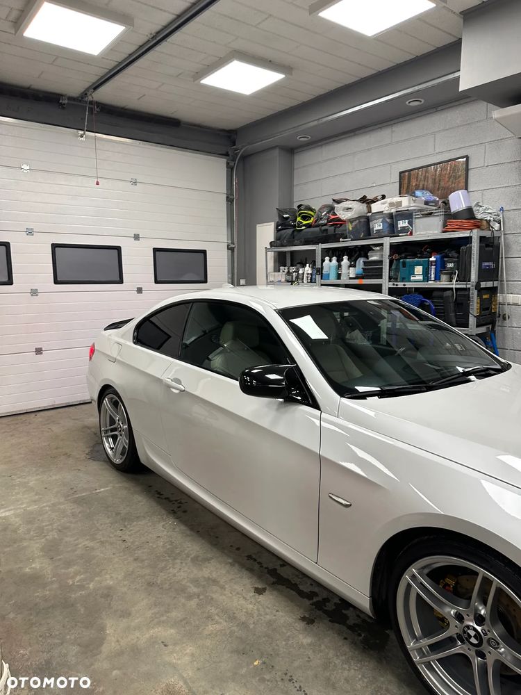 BMW Seria 3 320d DPF M Sport Edition - 5