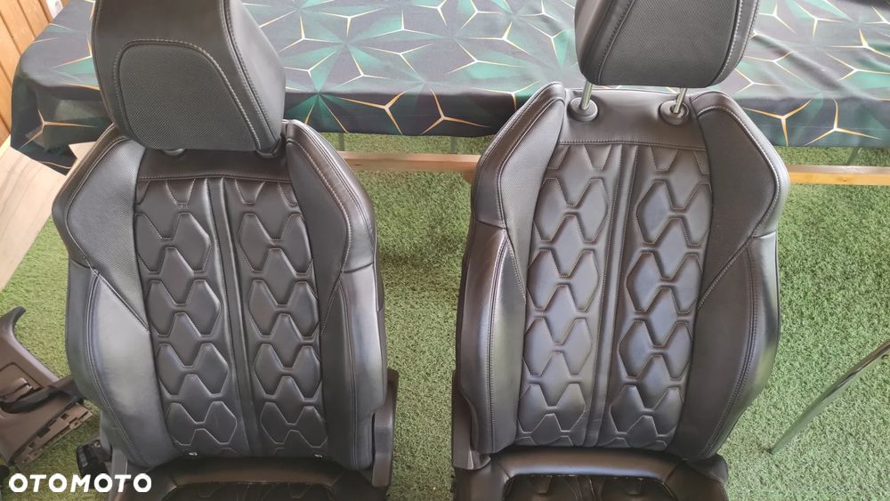Fotele kanapa Peugeot 3008 II GT LINE komplet razem z tapicerką - 35