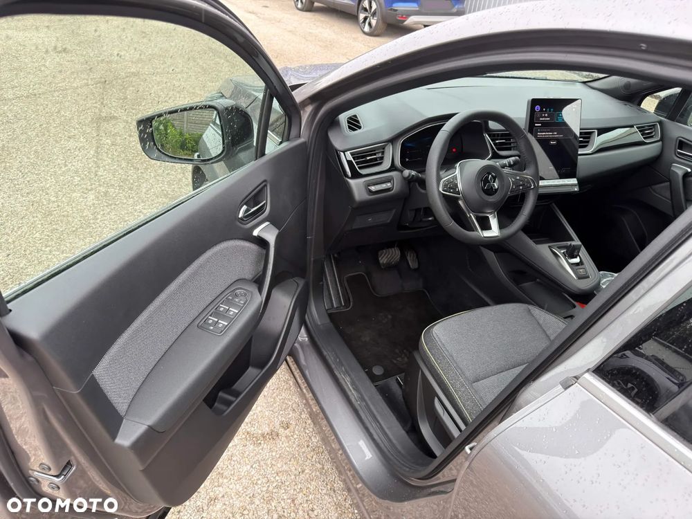 Mitsubishi Grandis - 4
