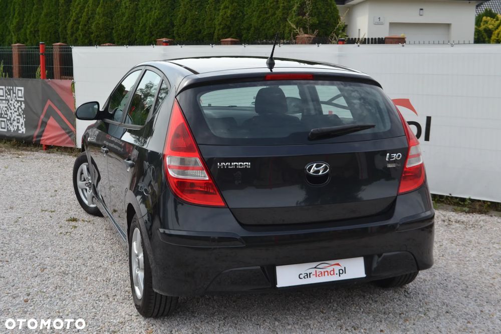 Hyundai i30 1.4 Edition Plus - 11