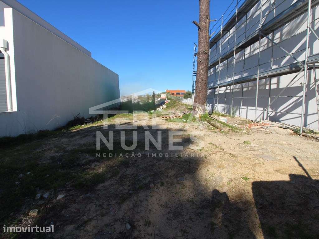 TERRENO URBANO - LAGOA DE ALBUFEIRA - Grande imagem: 3/5