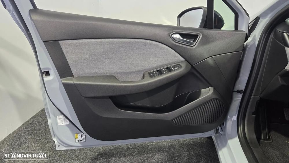 Renault Clio 1.0 TCe Techno - 40
