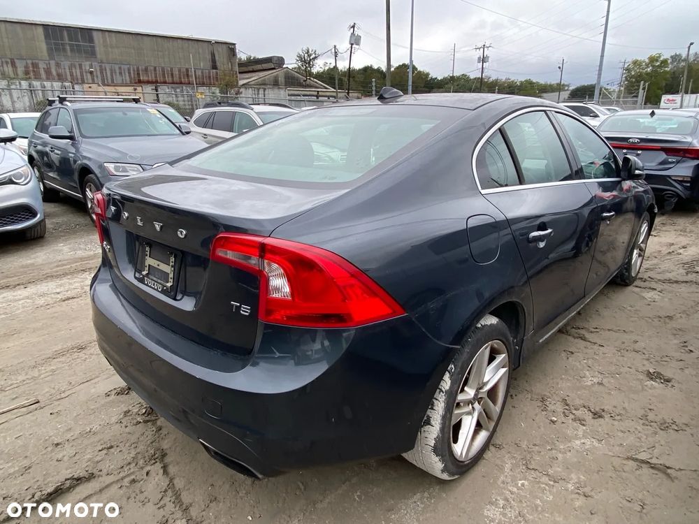 Volvo S60 - 8