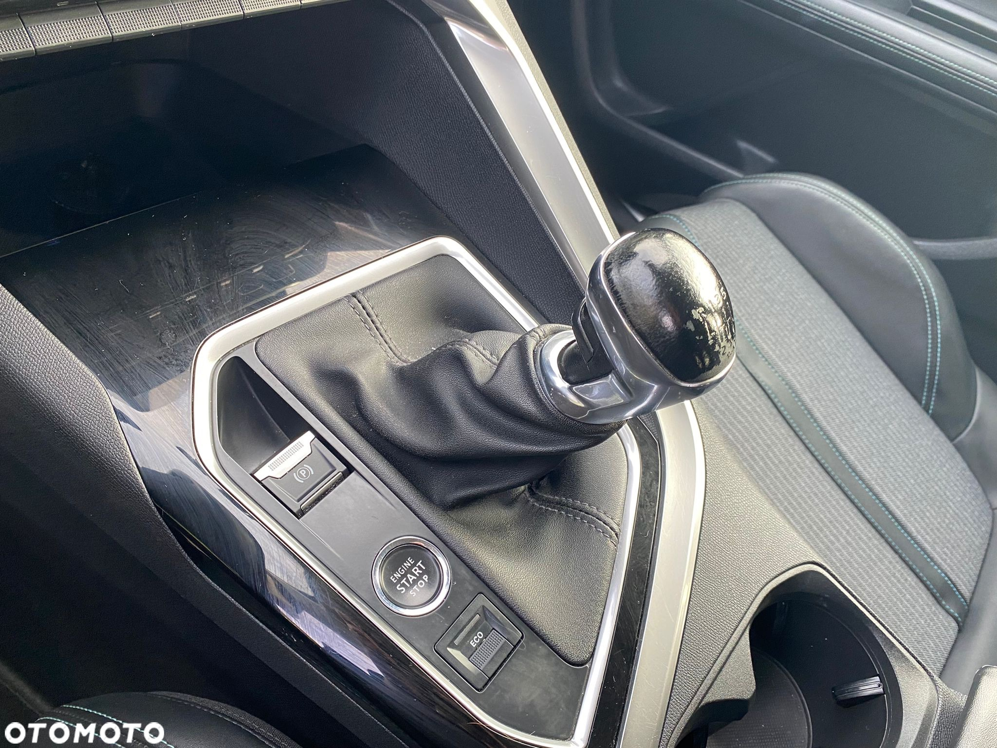 Peugeot 3008 1.5 BlueHDi Allure S&S - 18