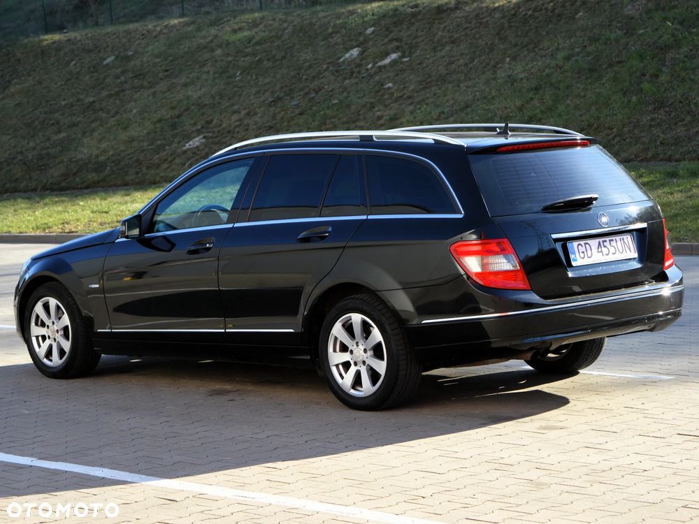 Mercedes-Benz Klasa C 180 Kompressor BlueEFFICIENCY Elegance - 4