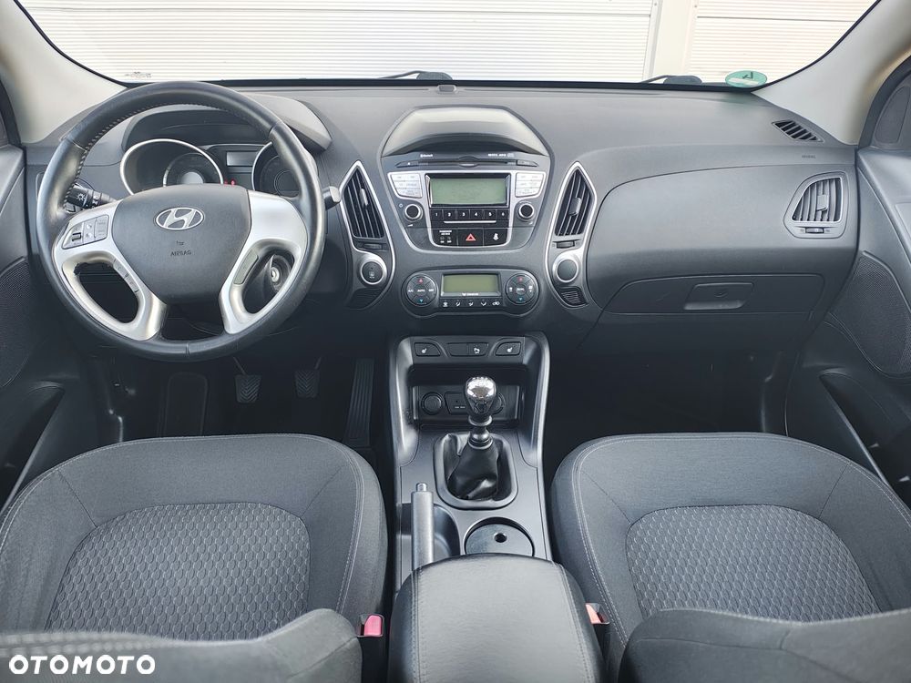 Hyundai ix35 blue 1.6 2WD Finale Gold - 6