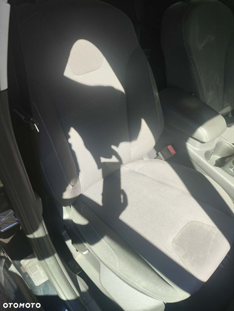 Ford Focus 1.6 EcoBoost Titanium - 12