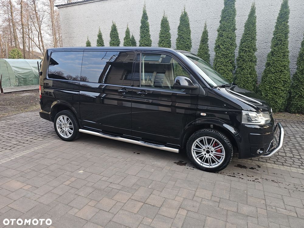 Volkswagen Caravelle - 2