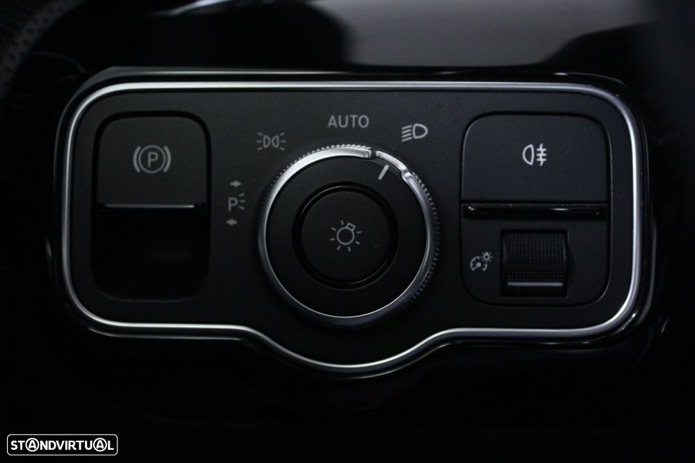 Mercedes-Benz A 200 AMG Line Aut. - 27