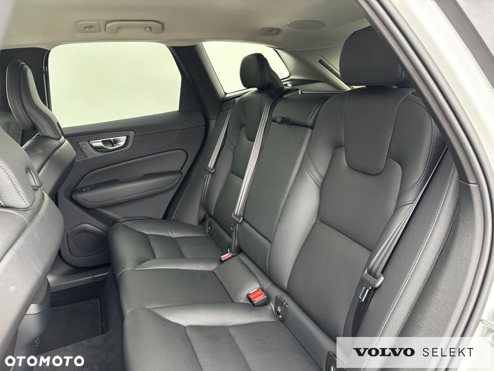 Volvo XC 60 - 22
