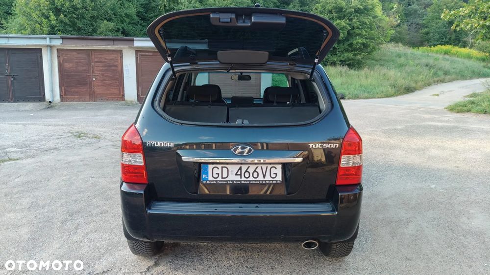 Hyundai Tucson 2.0 Comfort 2WD - 7