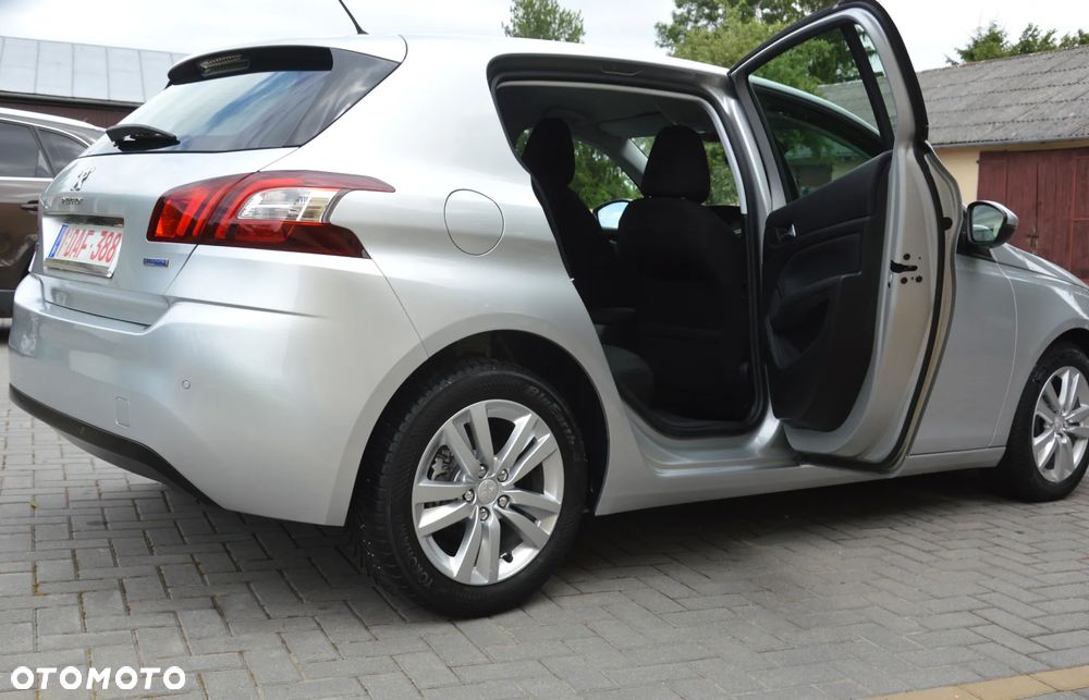 Peugeot 308 - 36