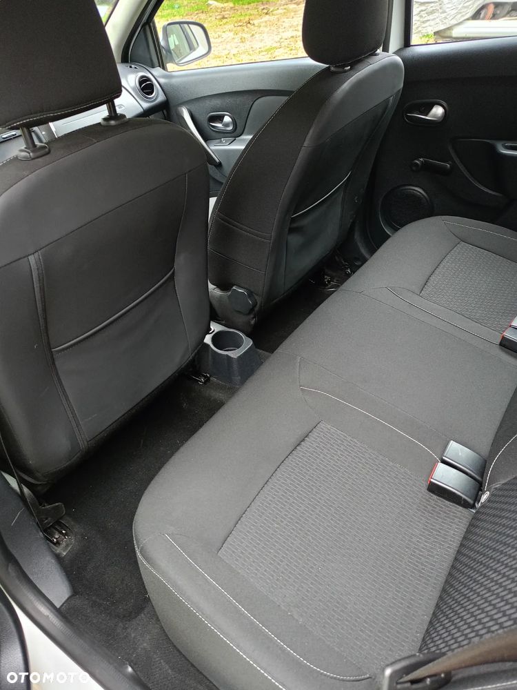 Dacia Sandero SCe 75 Essential - 12