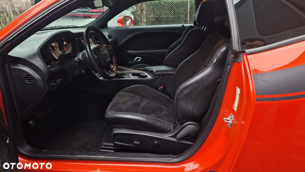 Dodge Challenger 5.7 R/T - 20