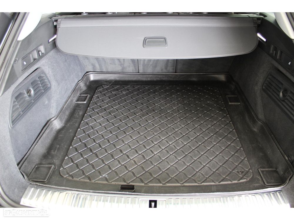 Audi e-tron 50 quattro - 16