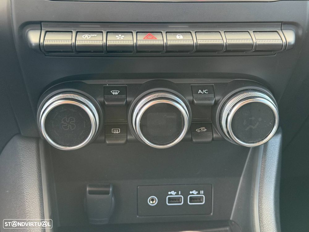 Renault Captur 1.0 TCe Techno Bi-Fuel - 13