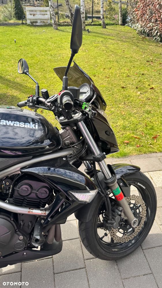 Kawasaki ER - 2