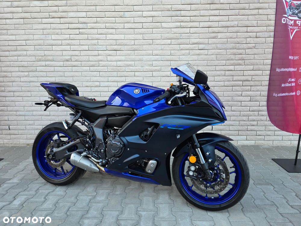 Yamaha R7 - 8
