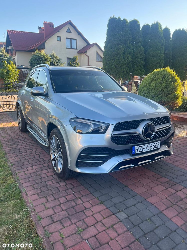 Mercedes-Benz GLE - 1